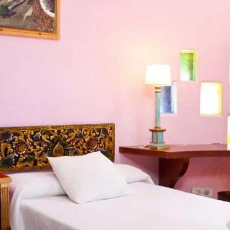 Casa De Hilario 3*